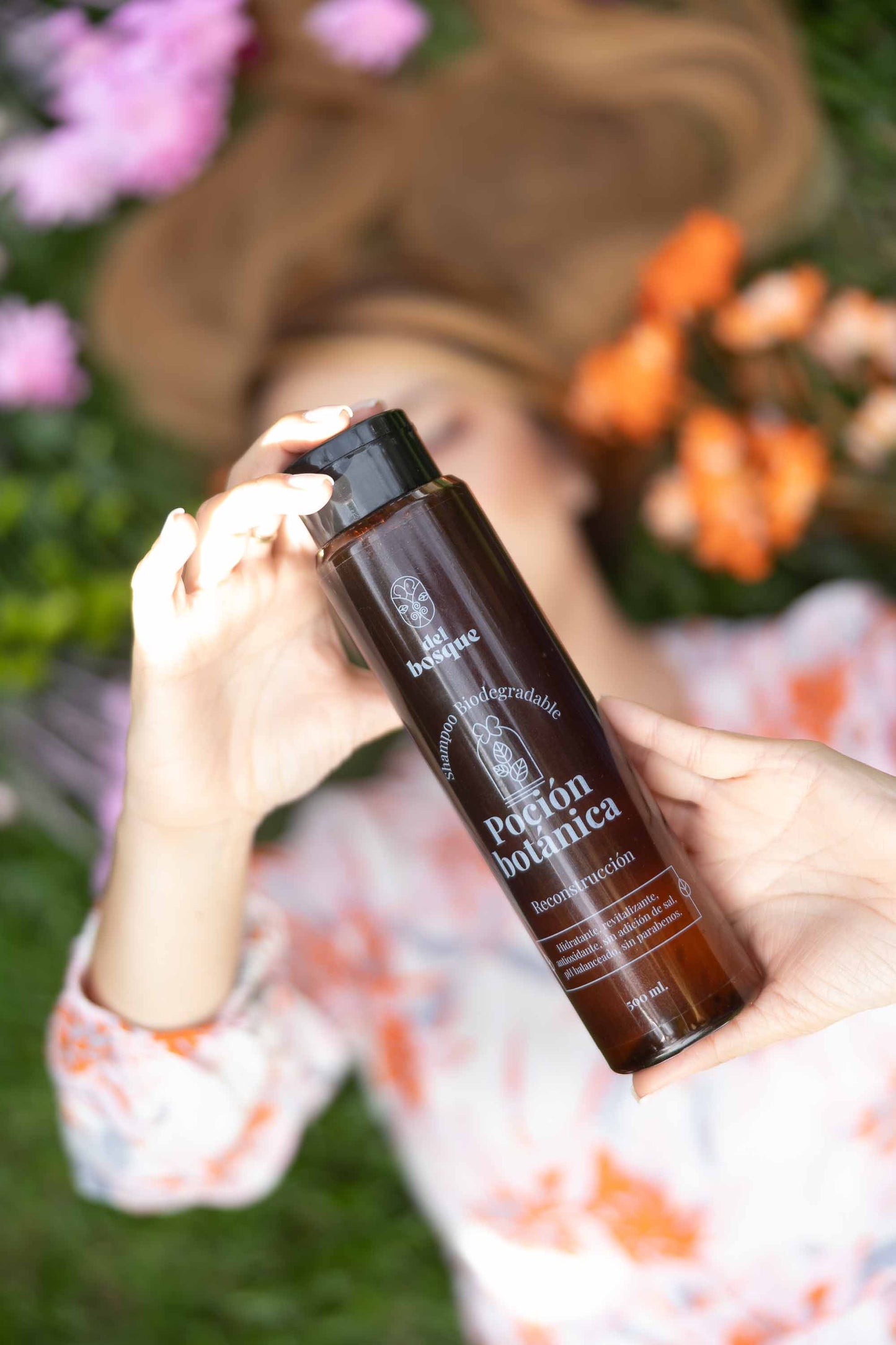 Shampoo Hidratante y Revitalizante 500 mL  Poción Botánica